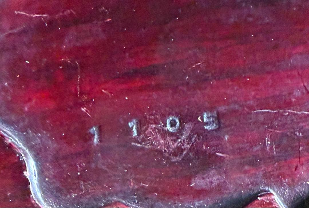 天然石　置物　台付き 牛