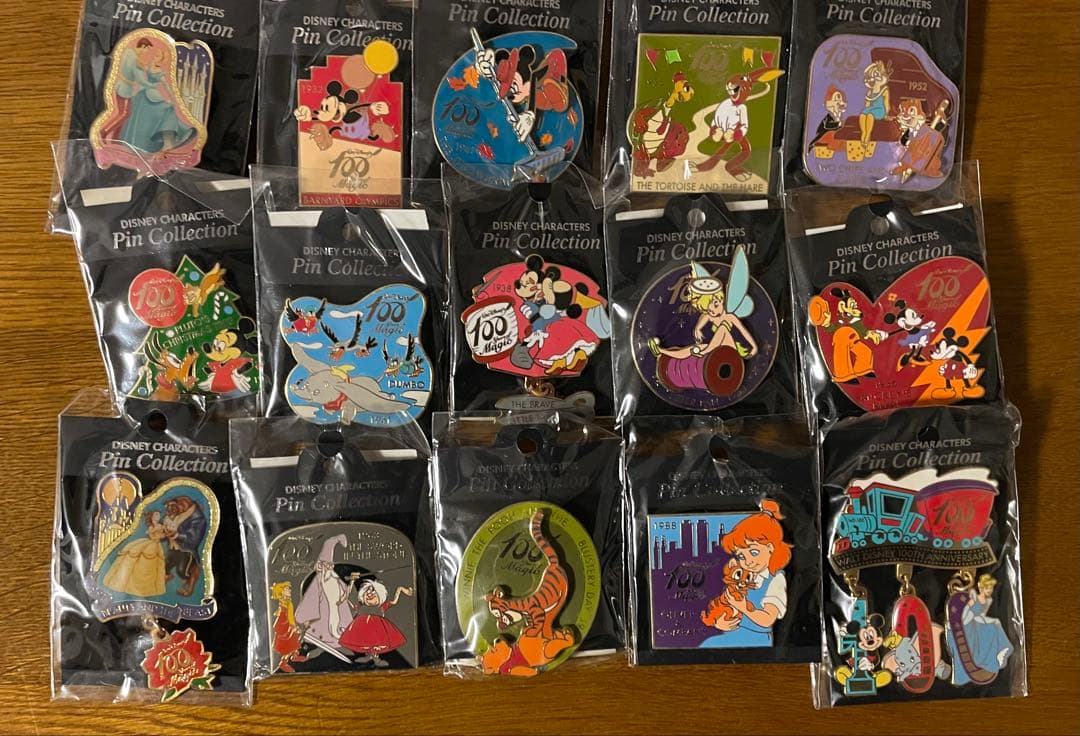 ディズニー　ピン　100 years of magic セット