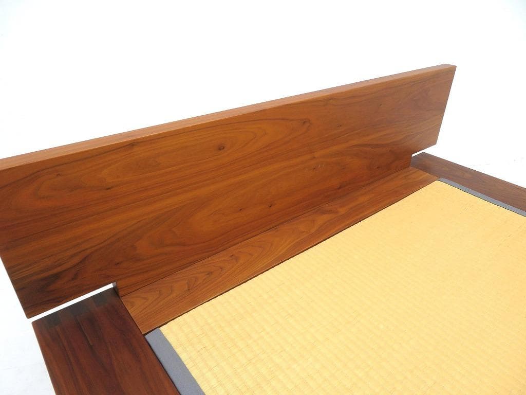 展示品　家具蔵　カグラ　ウォールナット　無垢材　タタミ　シングルベッド