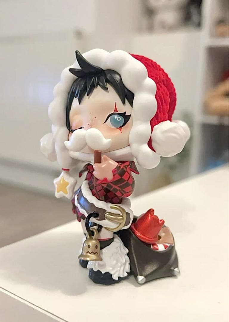 popmart SKULLPANDA クリスマスフィギュア
