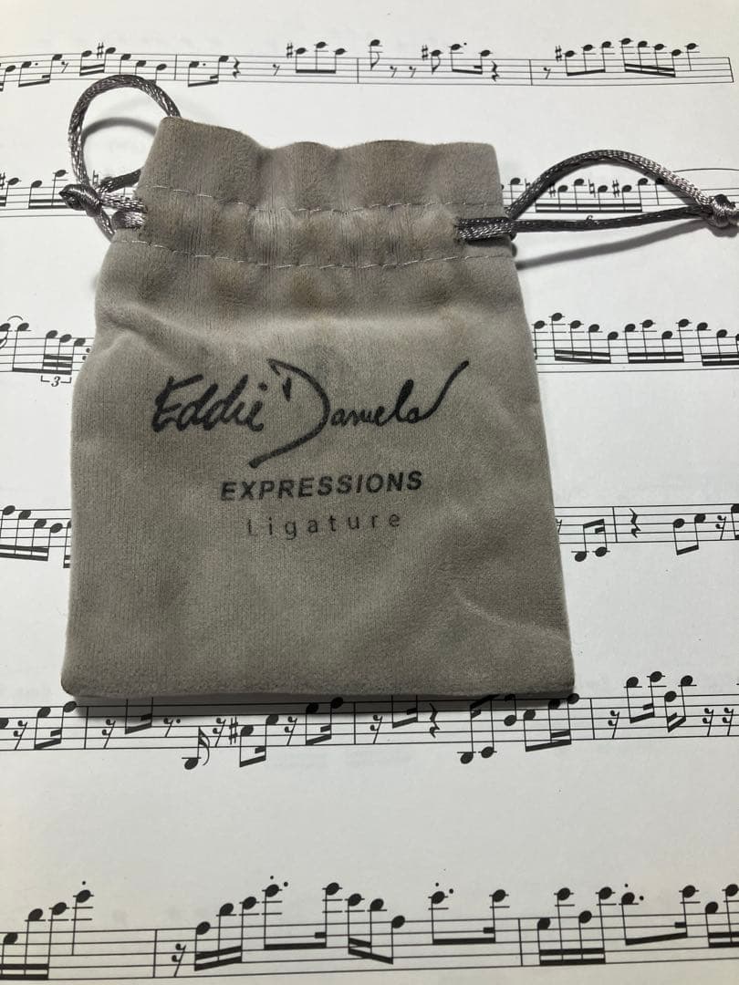 アルトサックスリガチャー エディーダニエルズ　エクスプレッションズリガチャー