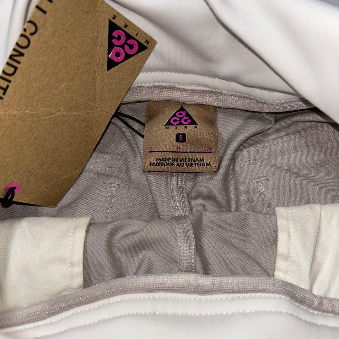 新品タグ付きNIKE ACG WOVEN CARGO PANT