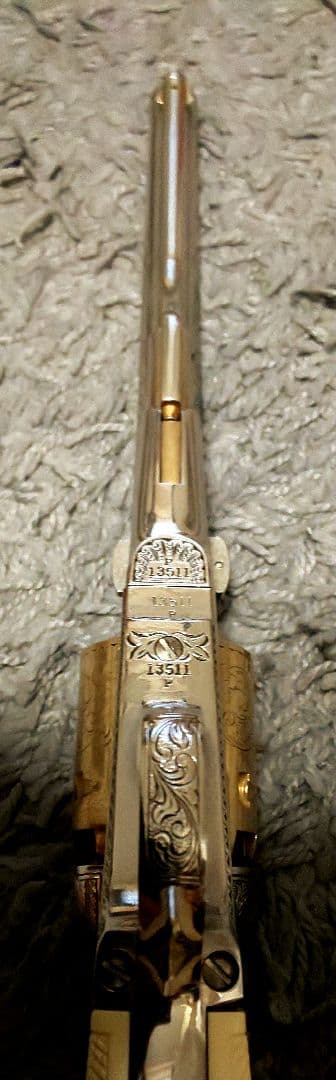 コルトM1861ネイビーリボルバー カスター将軍モデル