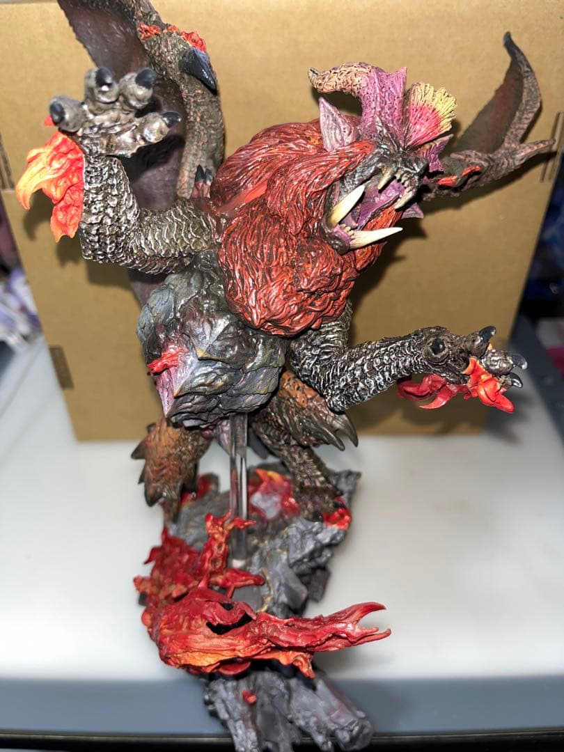 炎王龍テオ・テスカトル クリエイターズ モンハン モンスターハンター フィギュア