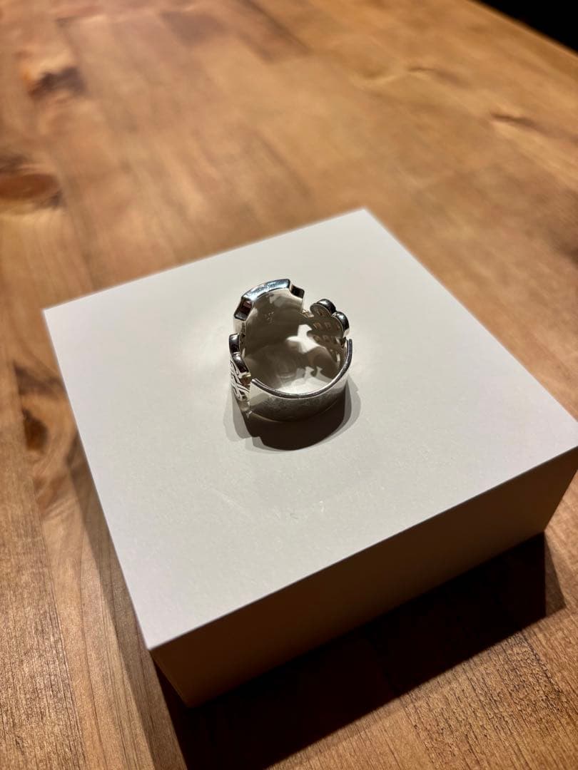 heres MAJESTY CROWN RING DIA 21号