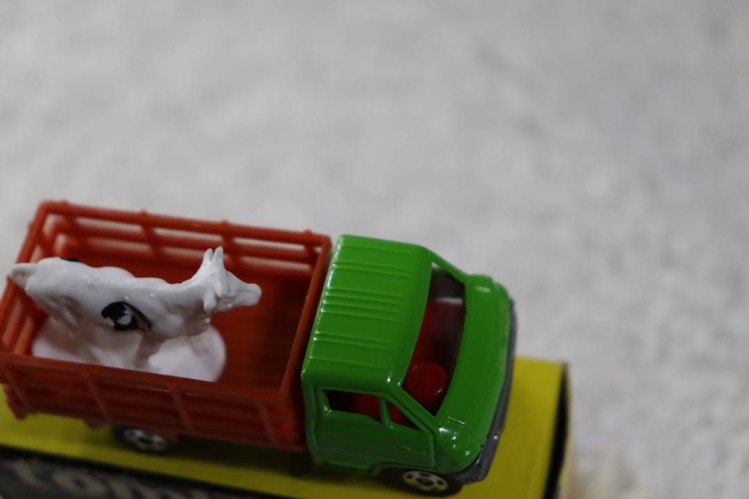 TOYOTA DYNA トヨタ　ダイナ　牧場トラック　39 トミカ　黒箱 日本製