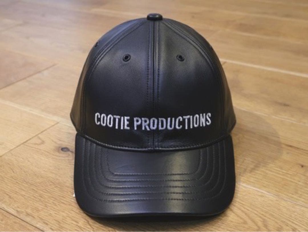 COOTIE　「Leather 6 Panel Cap」　ブラック