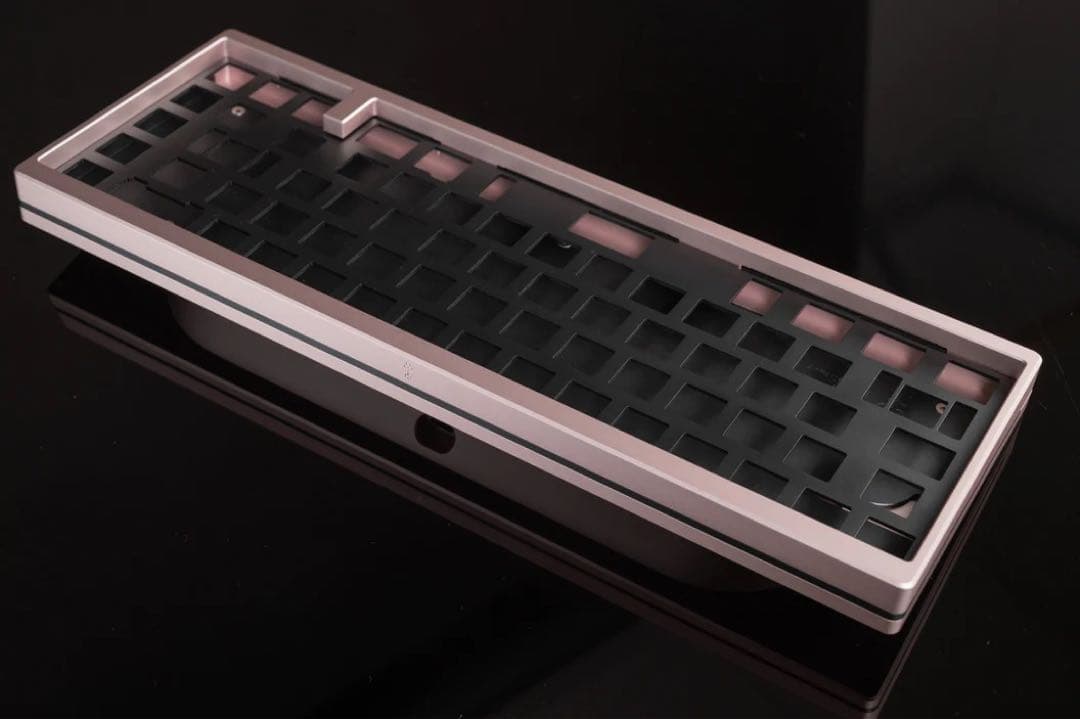 キーボード Keycult No. 1/65 Rose Gold & Charcoal