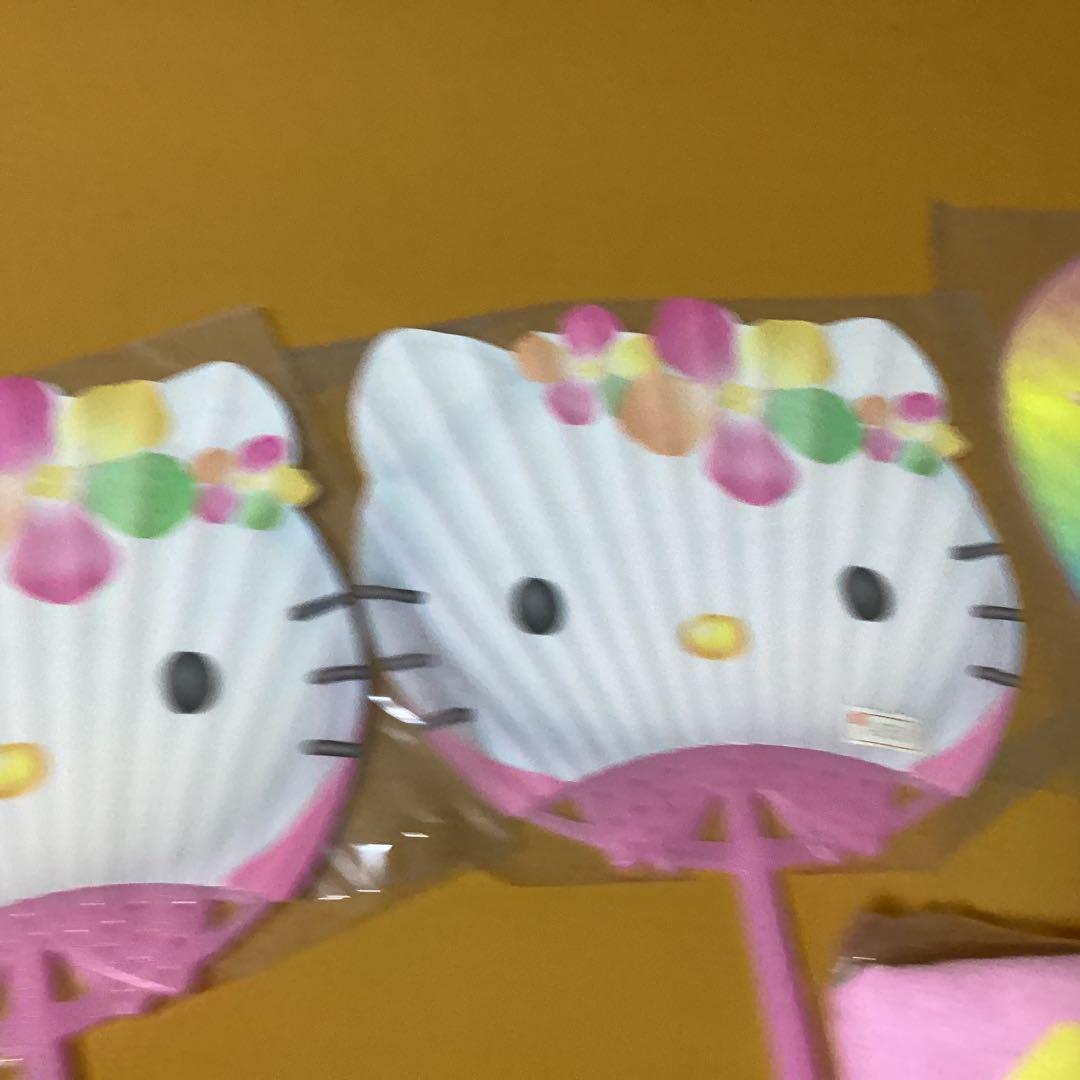 2865ハローキティ✖️人魚　うちわ &バスタオル