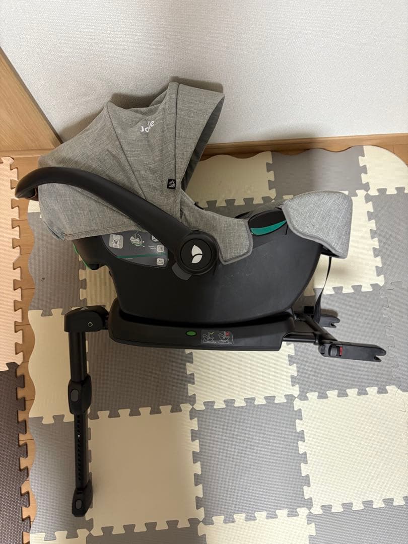 Joieチャイルドシート　着脱タイプ