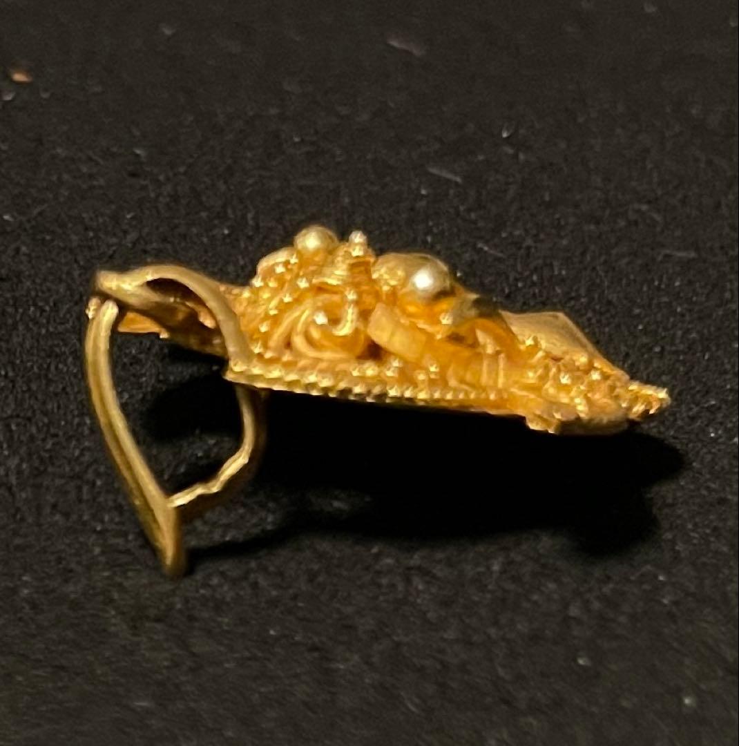 バリ島(バロンの顔) 22K 装飾的彫刻 ペンダント