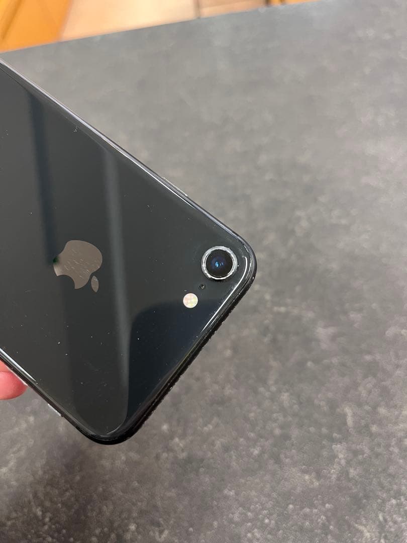 iPhone8 64GB 初期化済み