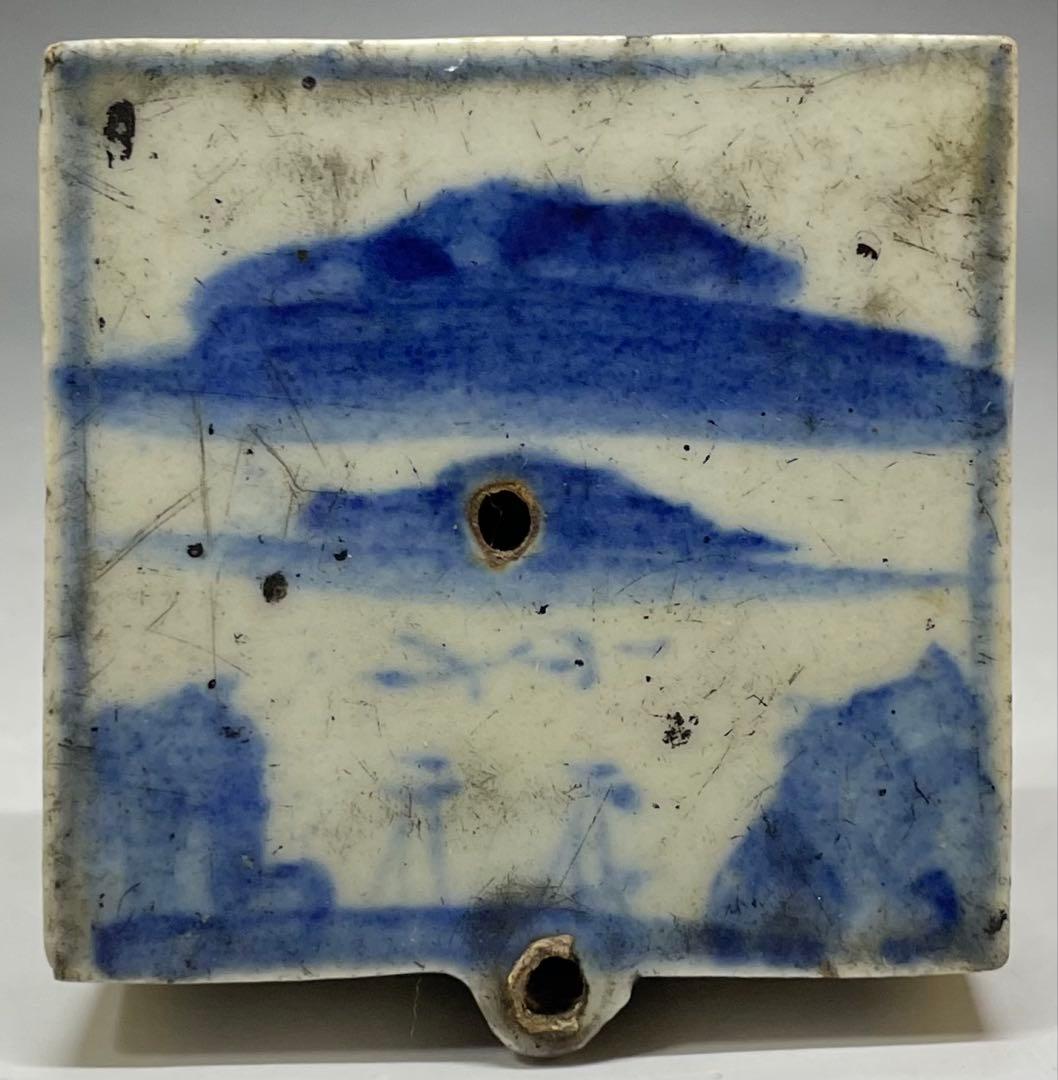 李朝　水滴　山水文角形　染付　書道具　p79