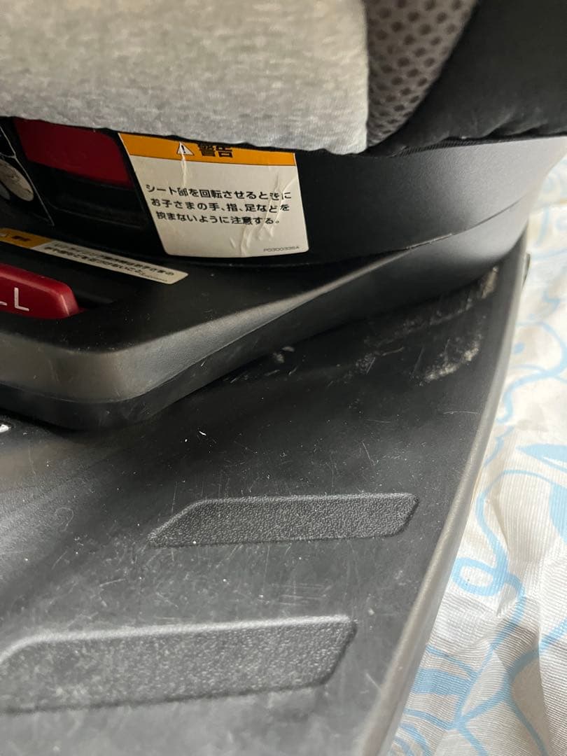 【箱と説明書あり】Aprica クルリラ　チャイルドシート ベルト&ISOFIX