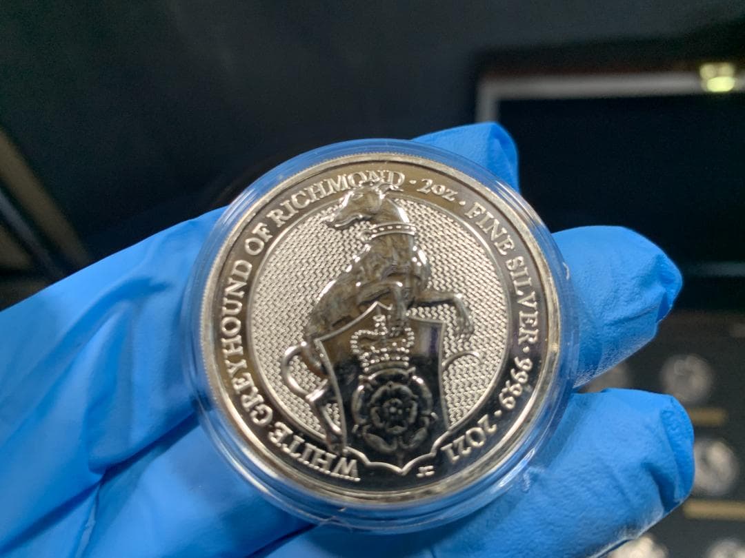 2 オンス銀貨 10枚 クイーンズビースト　コンプリート　専用箱付き