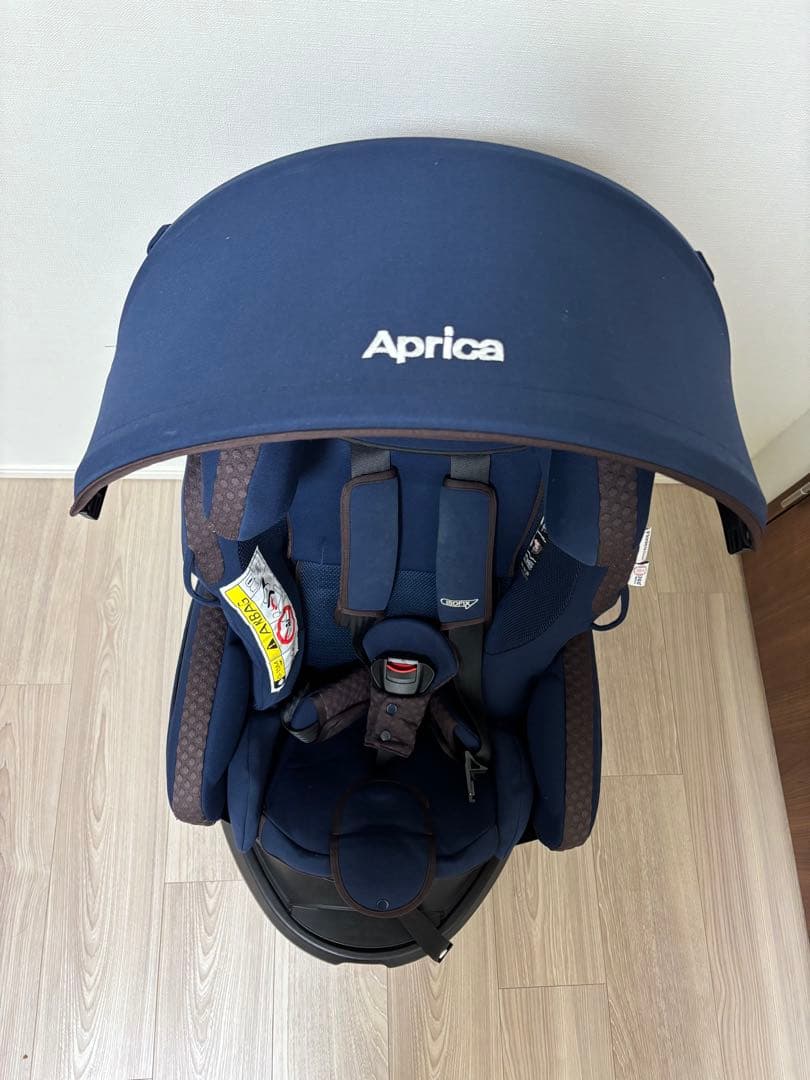 アップリカ フラディア グロウ ISOFIX 360°セーフティー R129