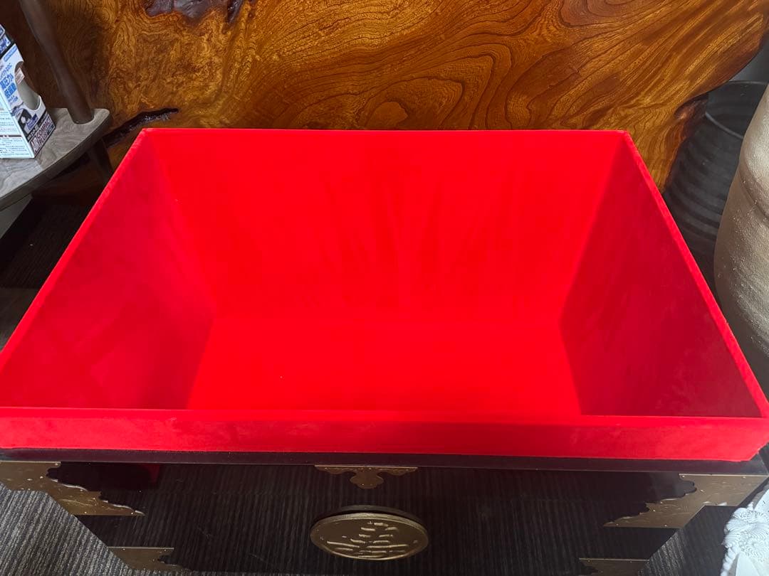 ブライダル業者放出品　漆器の文箱 黒色 金具付き