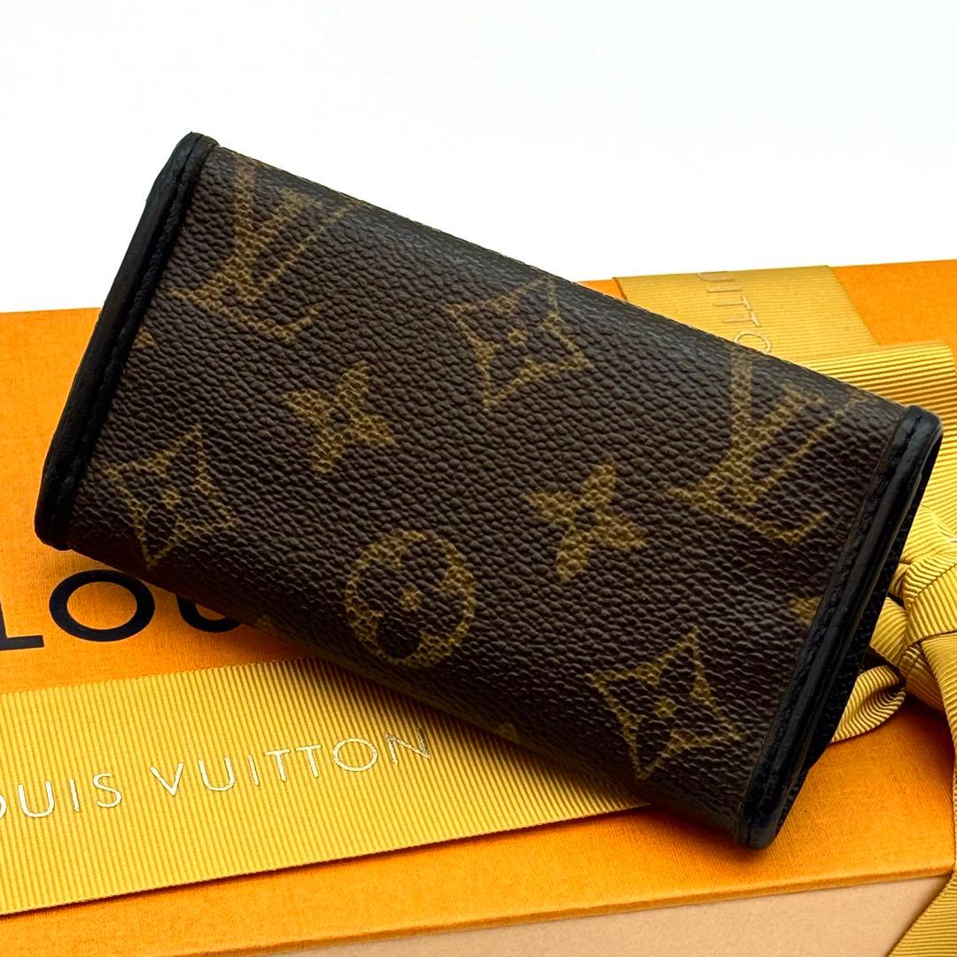 【超極美品】 ルイヴィトン モノグラム マカサー ミュルティクレ4 キーケース