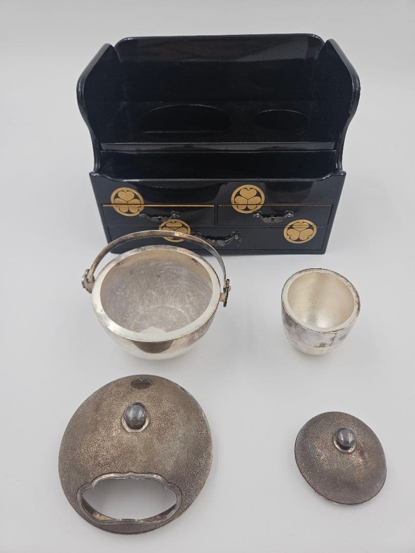 御煙草盆 黒塗御紋付 江戸時代 大名道具 三つ葉葵紋　 時代喫煙具　純銀