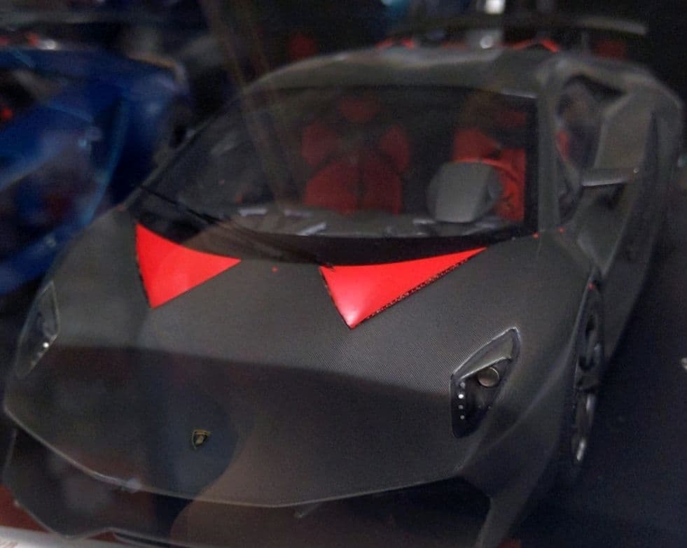 ランボルギーニ 1/18 MR CLLECTION