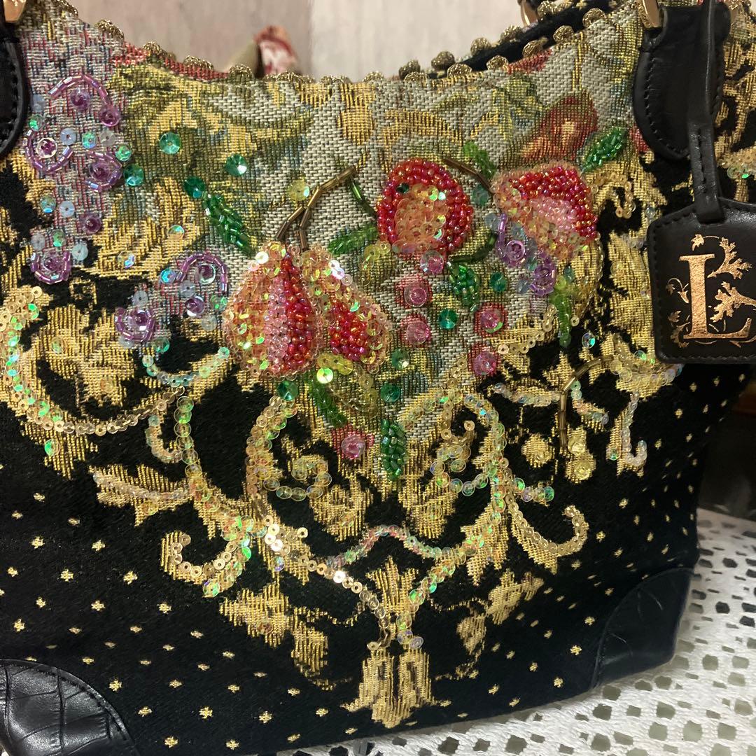 タイムセール‼️美品‼️シンクビービーズ刺繍 黒 ハンドバッグ 中型