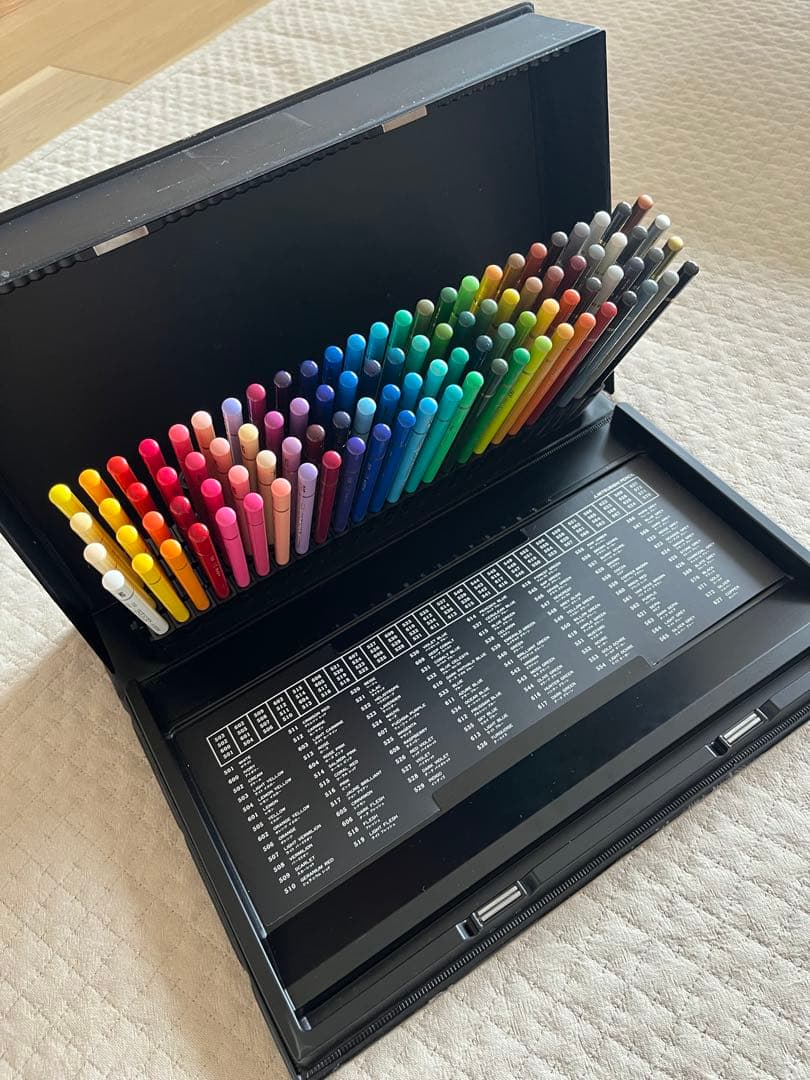 三菱鉛筆　uni 100色 色鉛筆