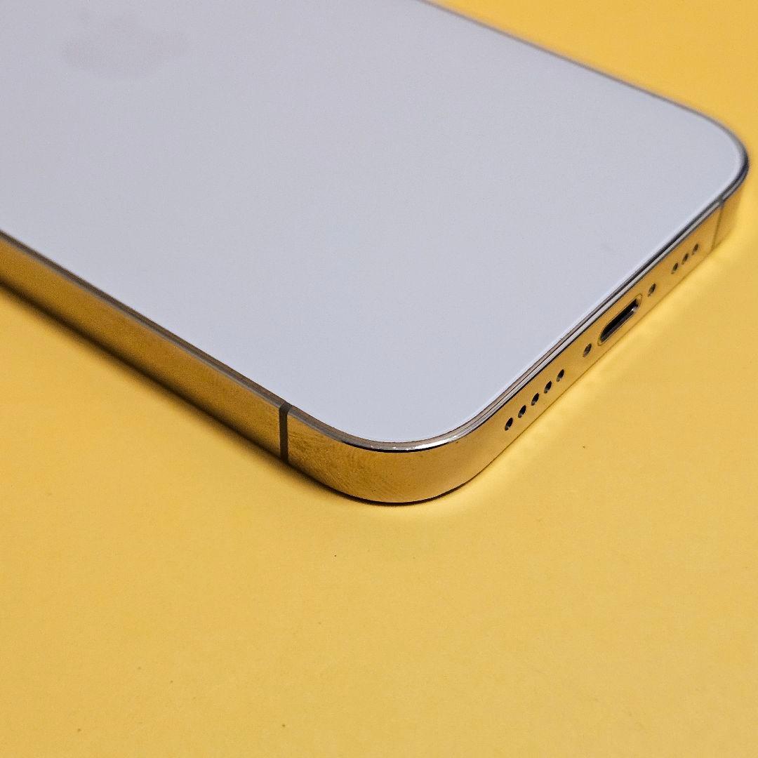 顔面片栗粉様46.8　iPhone 13 Pro 128GB #098