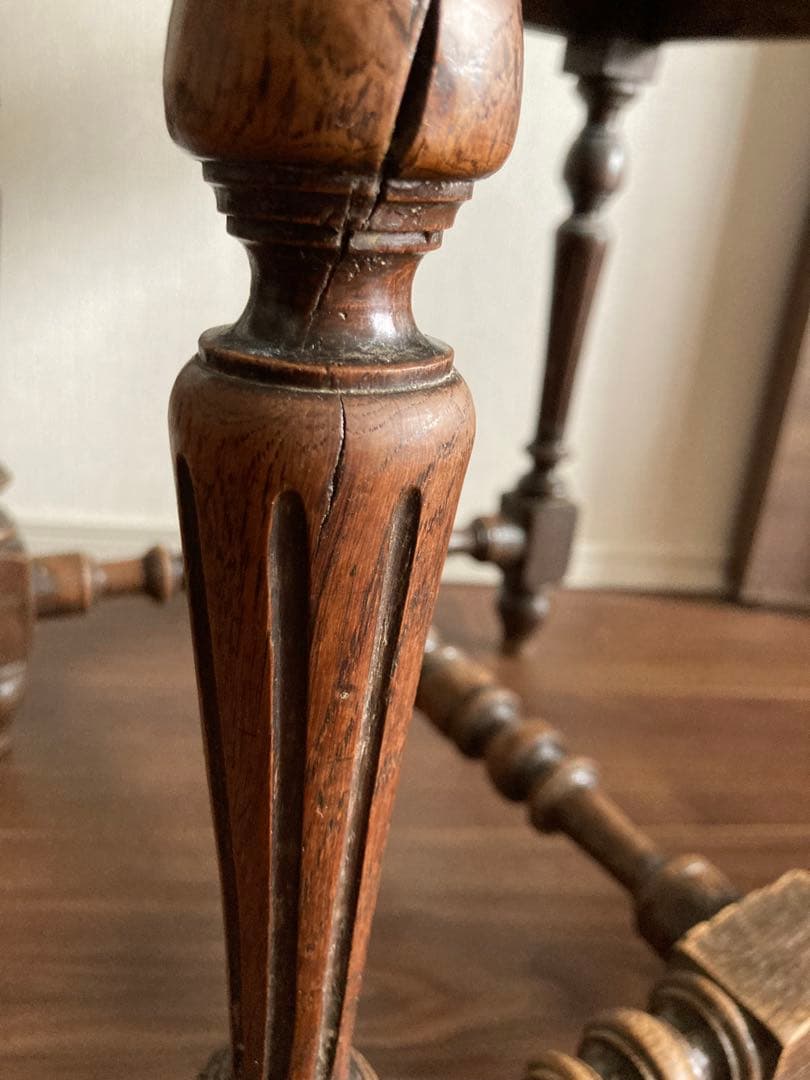 英国アンティーク　ゴシック様式木製チェア　椅子 ラタン籐張り　西洋　イギリス