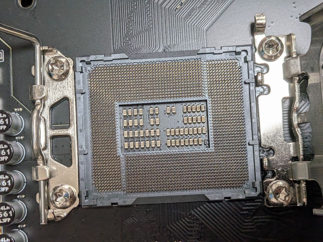 マザーボード MSI MAG H670 TOMAHAWK WIFI DDR4