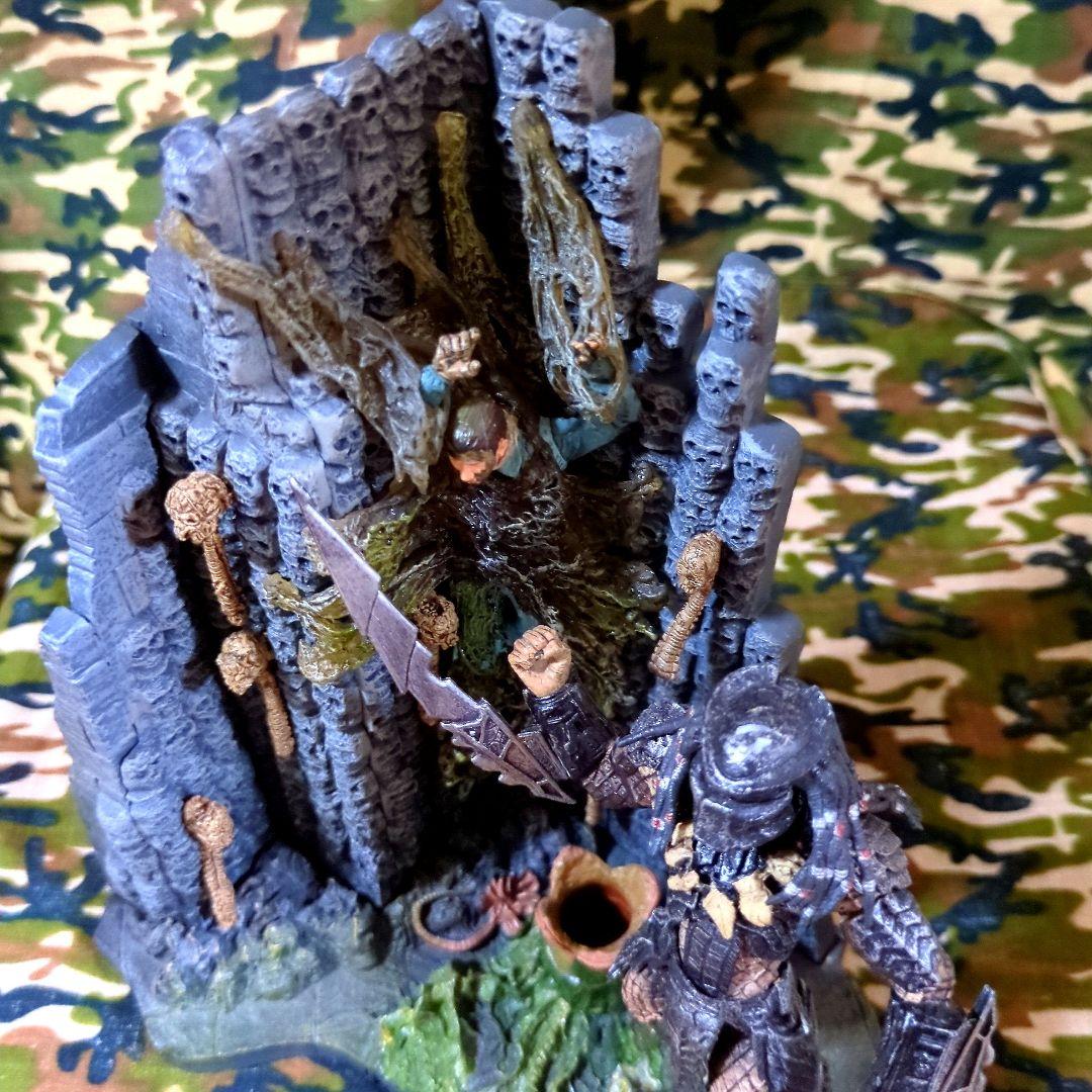 マクファーレントイズ／エイリアンVSプレデター•ジオラマセット(箱なし)