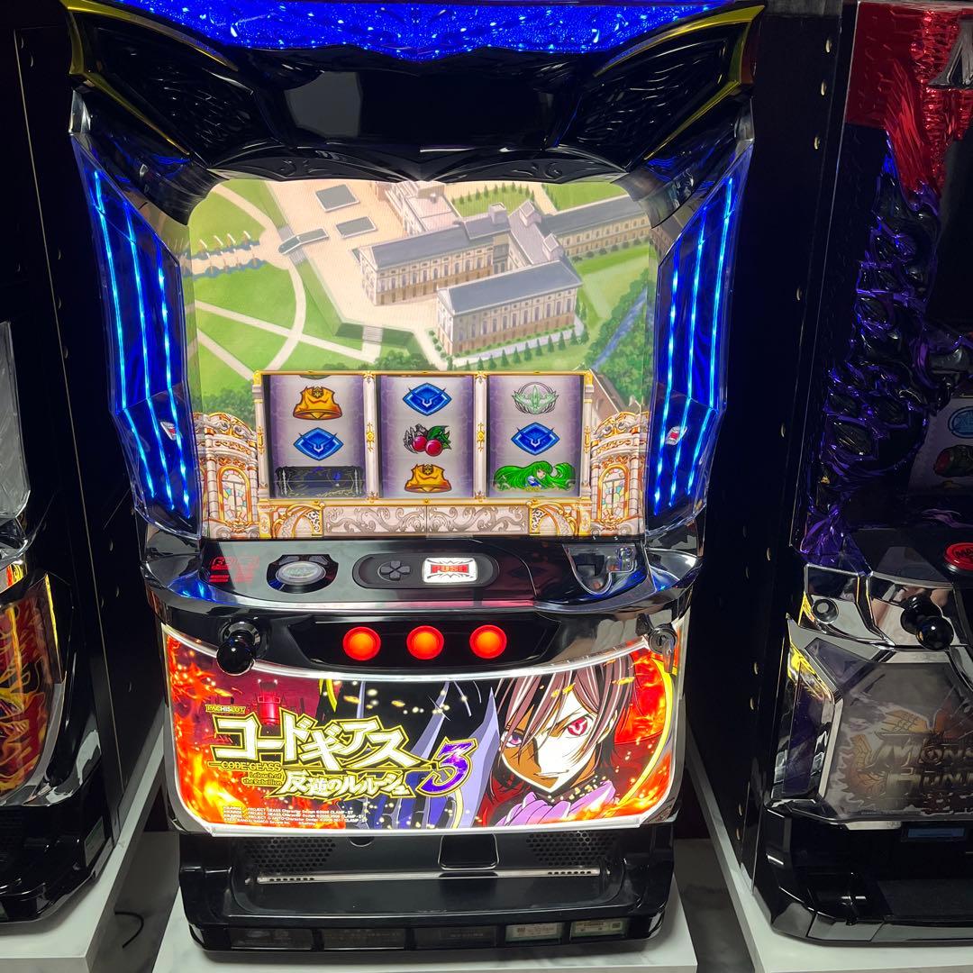 送料無料 コードギアス3 反逆のルルーシュ 不要機付き スロット