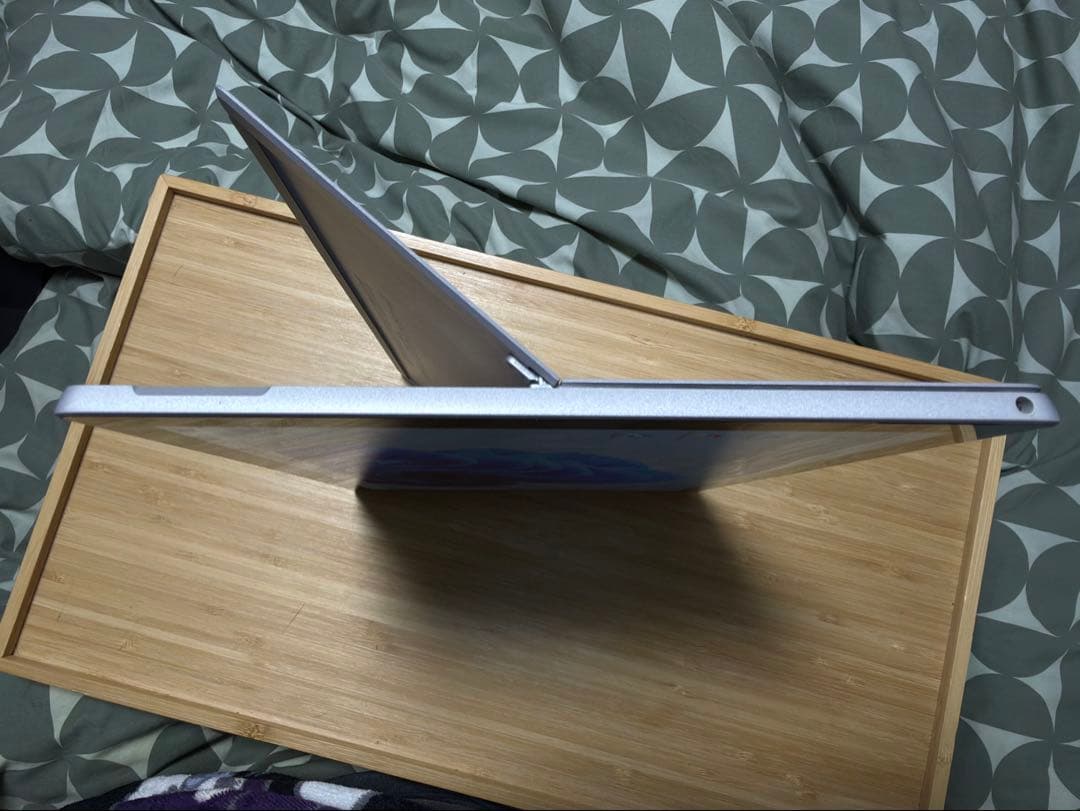 Windowsタブレット本体 Surface Pro 5 (i5-7300U 8+256GB)