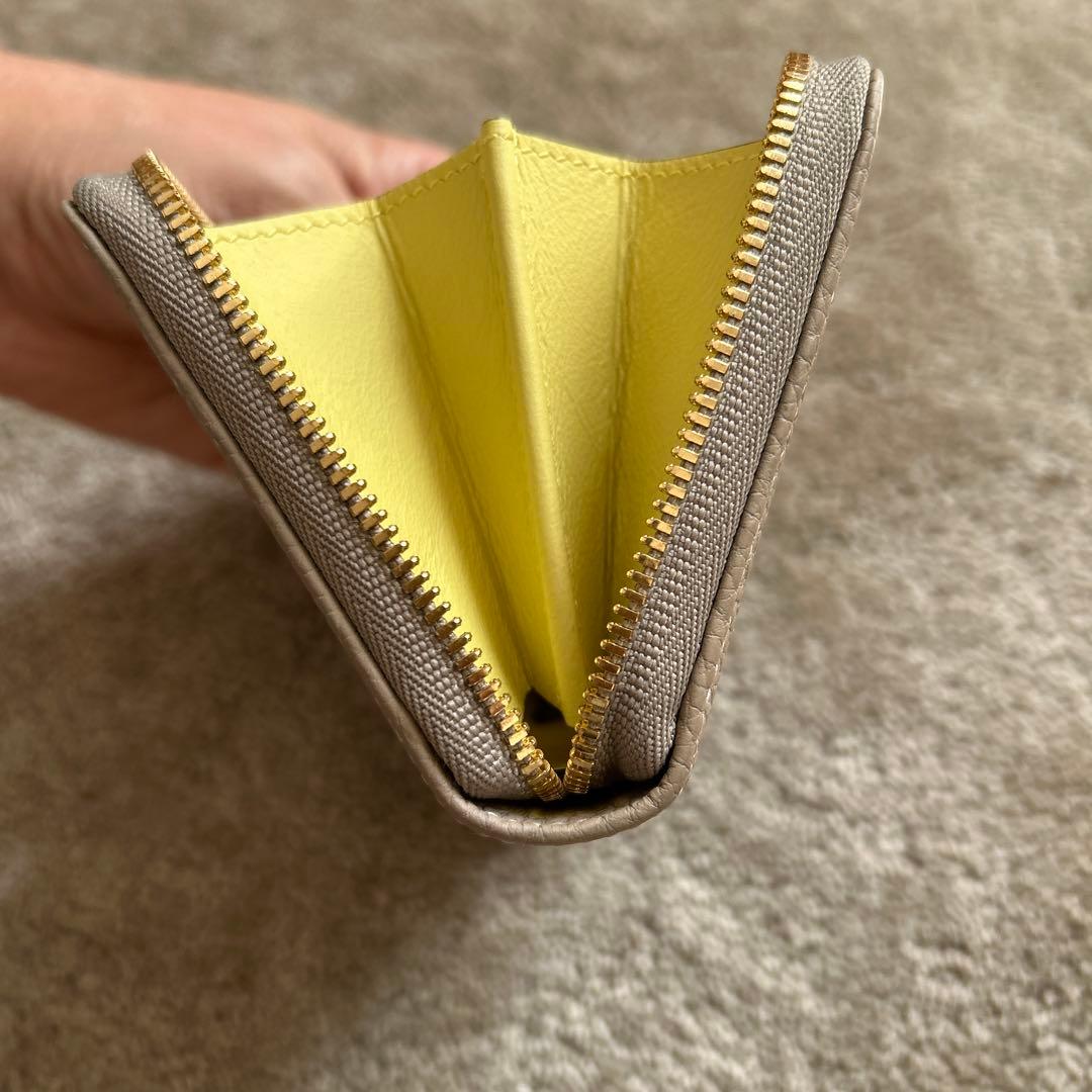 ボナペンチュラ ラウンドジップ ウォレット