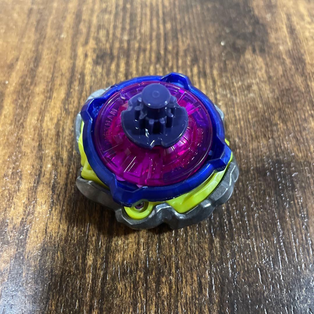 【限定ベイ】ベイブレードX オロチクラスタ4-50LR あ4