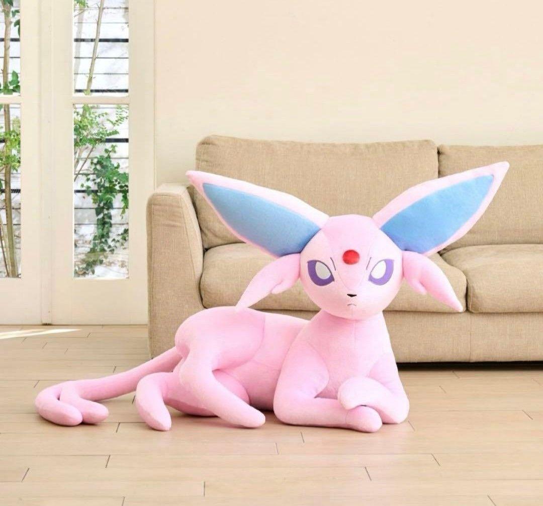 ポケモンセンター　ぬいぐるみ　等身大　エーフィ　寝そべり