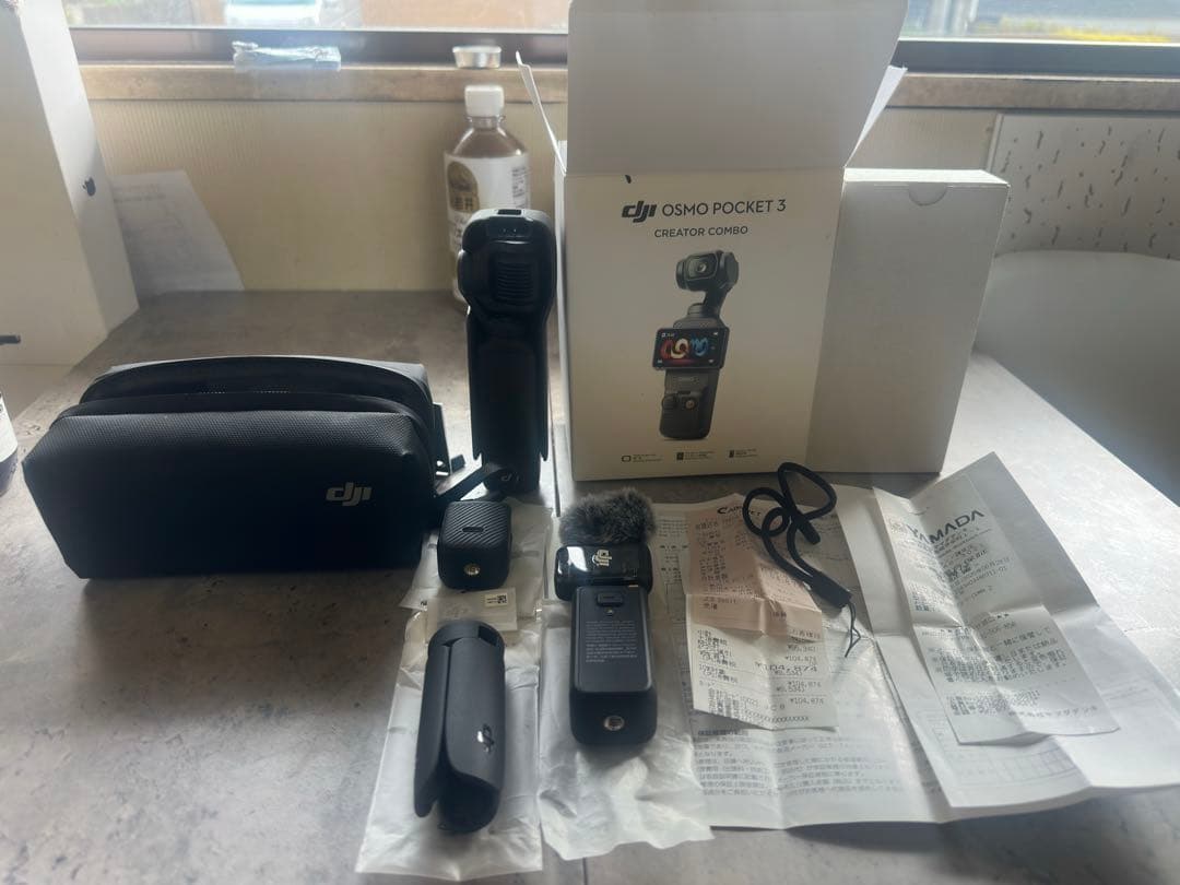 ビデオカメラ DJI Osmo Pocket 3 Creator Combo