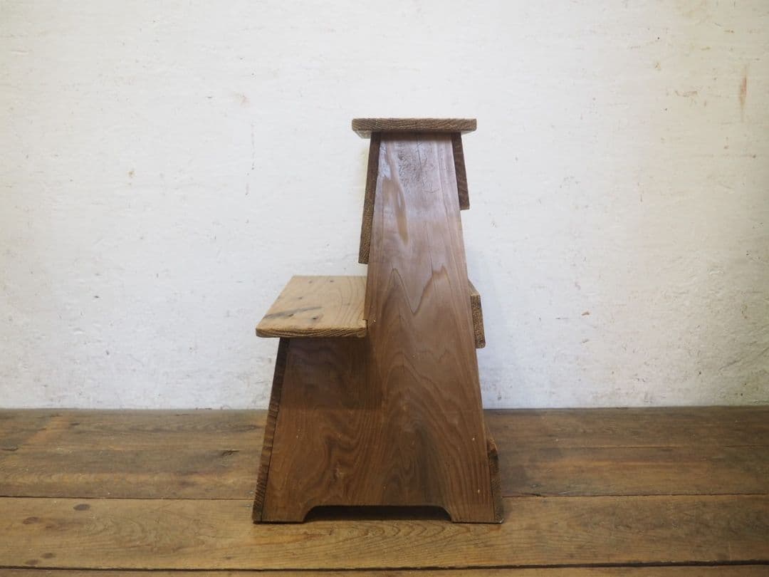 1087 踏み台　飾り棚　展示台　陳列台　古家具　古道具　レトロ　 ステップ