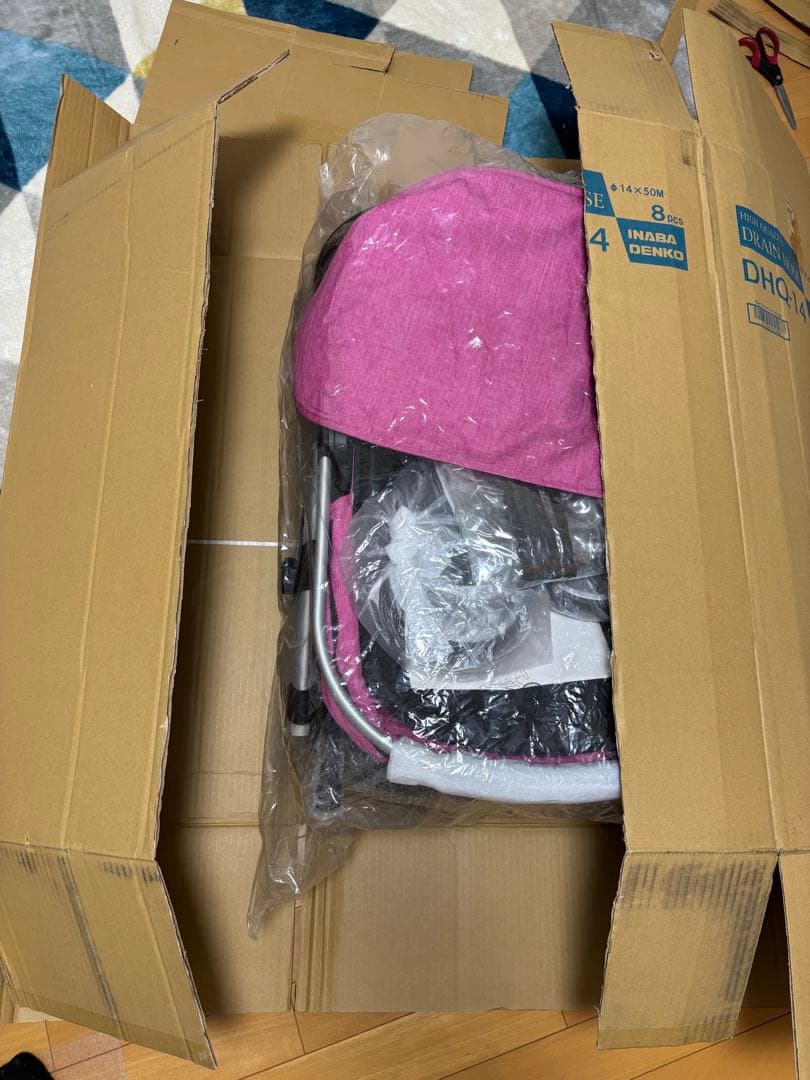 ピッコロカーネ　ベント　ピンク　ペットカート