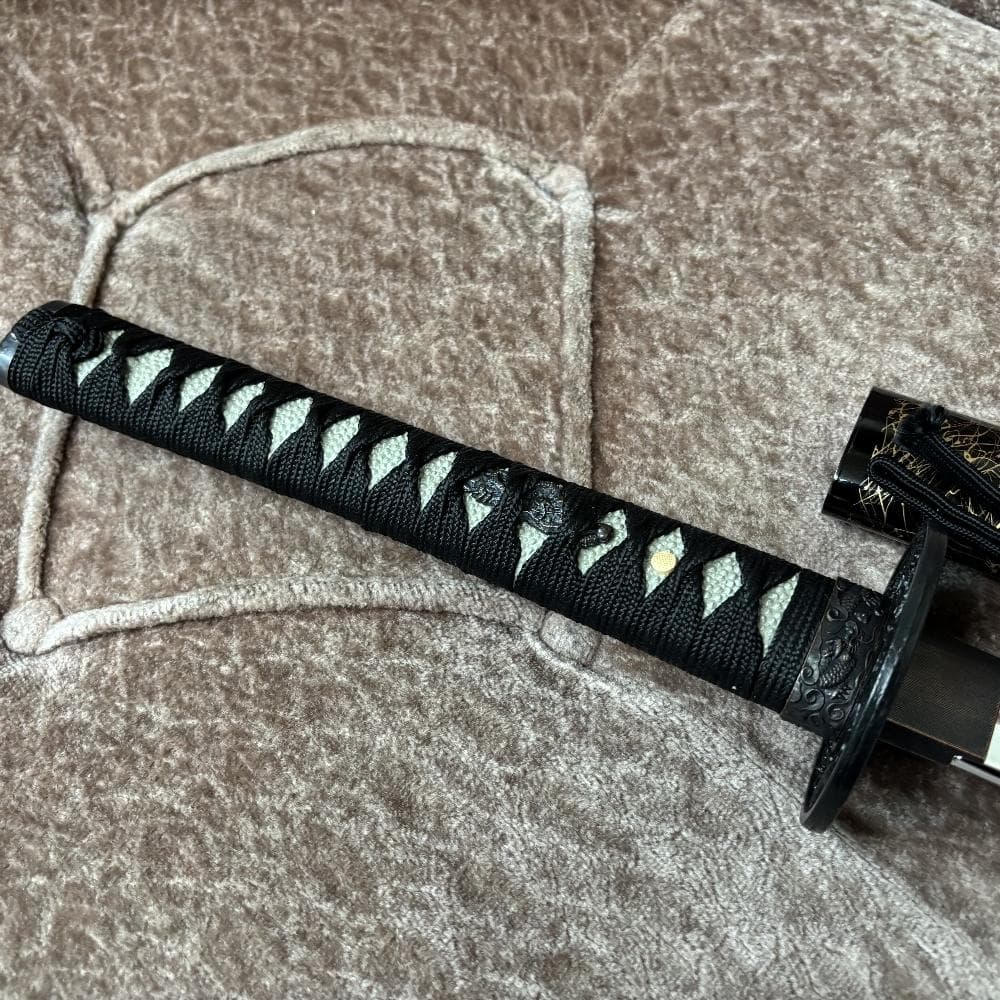 美品 龍神金具 模造刀 金糸塗鞘 互の目刃文 全長98cm 抜身912g 鑑賞用