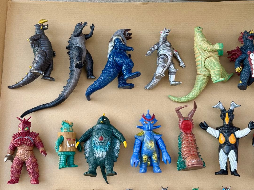 ウルトラマン 怪獣 円谷プロ まとめて 49体セット フィギュア 仮面ライダー