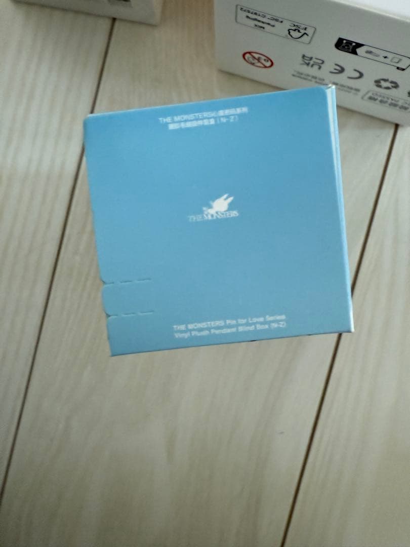 正規品　ラブブ　Labubu　BIG INTO ENER らぶぶ