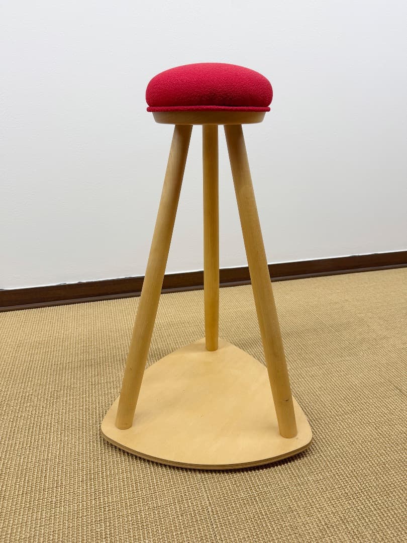 コサイン　スツール　イルムス