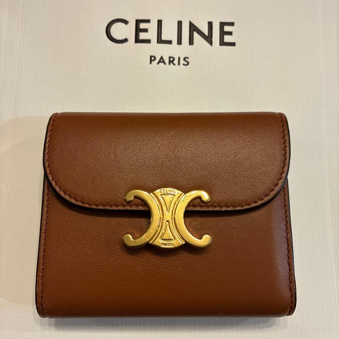 CELINE トリオンフ　スモールフラップウォレット