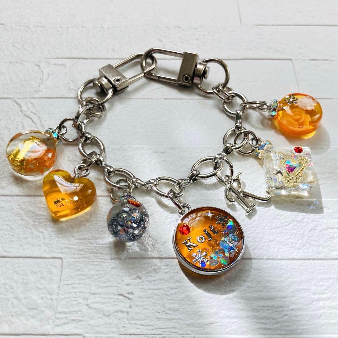 蜜柑ページMan、SixTONES名入れチャームレジンキーホルダー