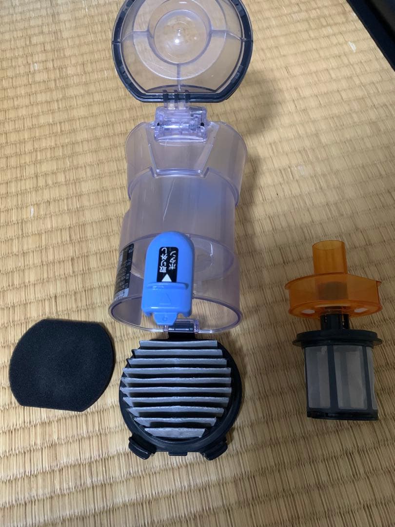 HITACHI スティッククリーナー PV-BHL2000J 本体　スタンド付き