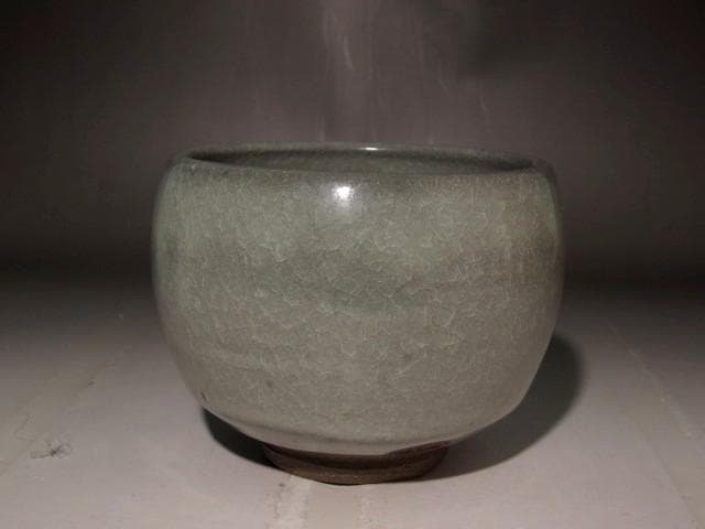 人間国宝　清水卯一　青磁茶碗　見事な作品　r311
