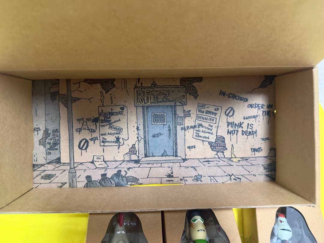 IN-CROWD Punk Is Not Dead AMOS TOY 6体