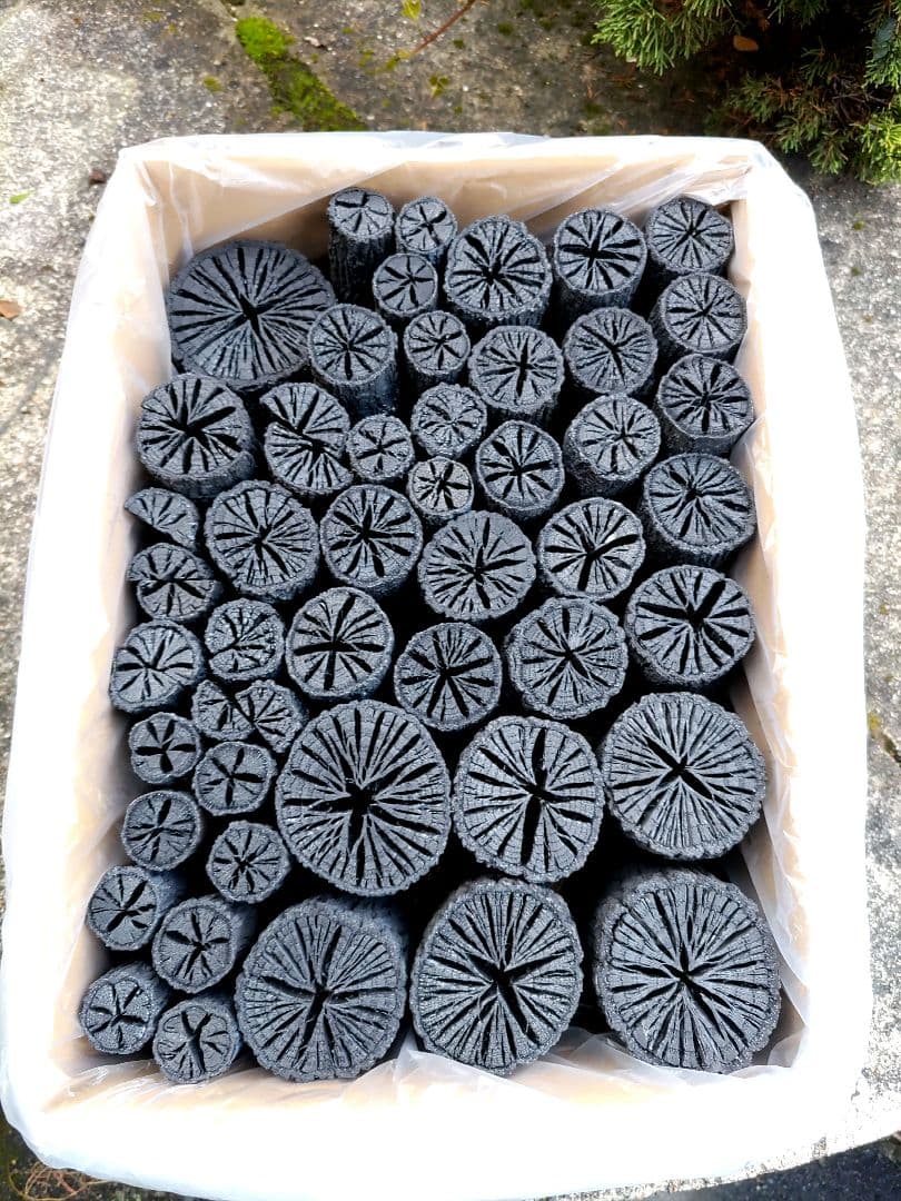 ちーちゃん【愛媛産】クヌギ炉用茶道炭×2箱