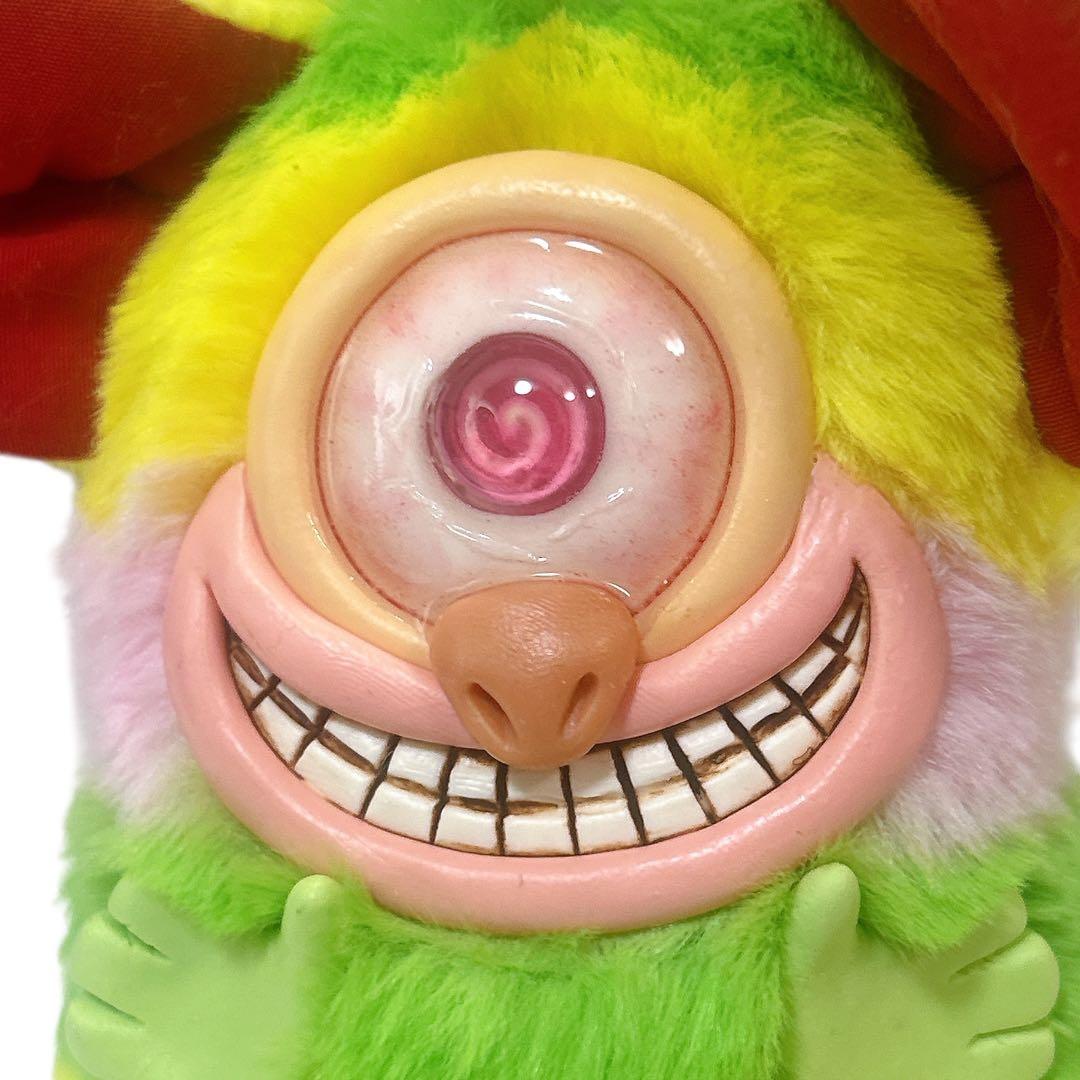 激レア 悪玉菌製造工場 蓄光 一つ目モンスター ソフビ風 ぬいぐるみ