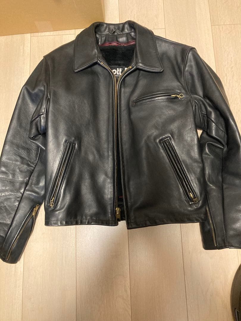 ゆうこりん【極美品】Schott 643Eレザージャケット38